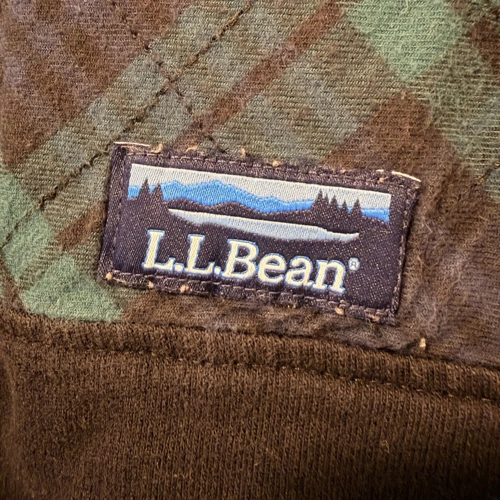 L.L. Bean Black Quilted Henley Pullover Black Watch Plaid Yoke Large - Picture 6 of 8